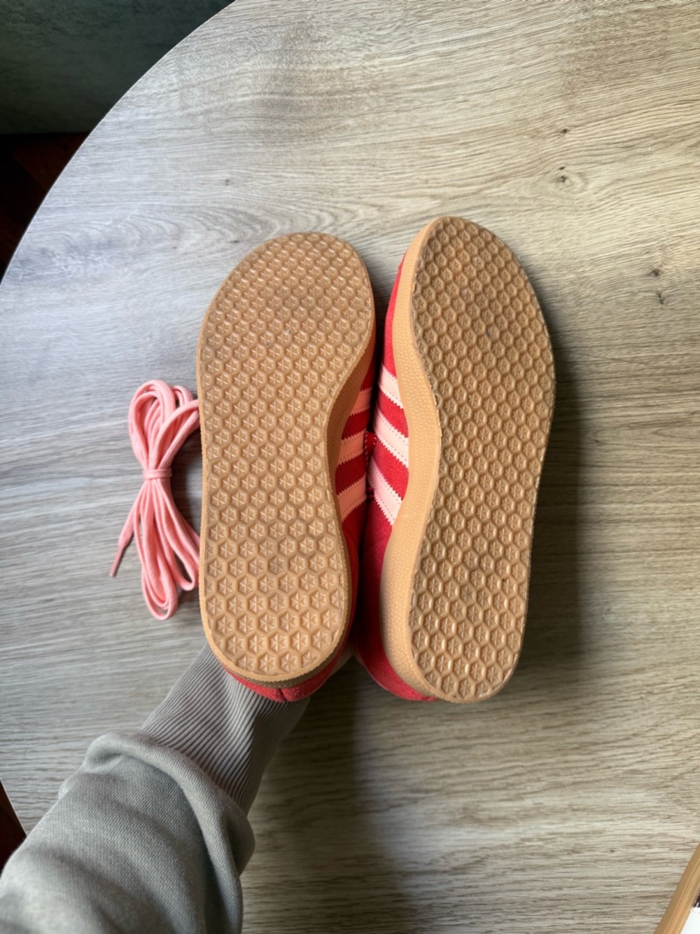 NEVER USED - Adidas Women’s Suede Sneakers in Red & Pink - Picture 2 of 6